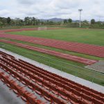 MINISTRO DE EDUCACION ENTREGA LA PISTA DE ATLETISMO  DE BAYAGUANA