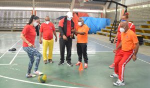 El INEFI realiza taller lúdico de fútbol.